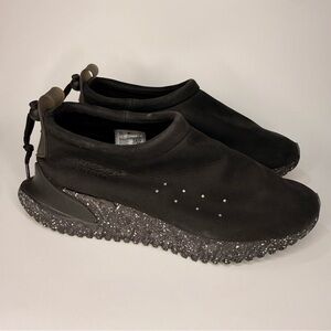 Nike Sneakers Mens 9.5 Undercover X Moc Flow Black DV5593-002 Slip On Shoes EUC